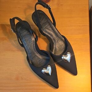 Black Slingback Heels / Oliva Miller